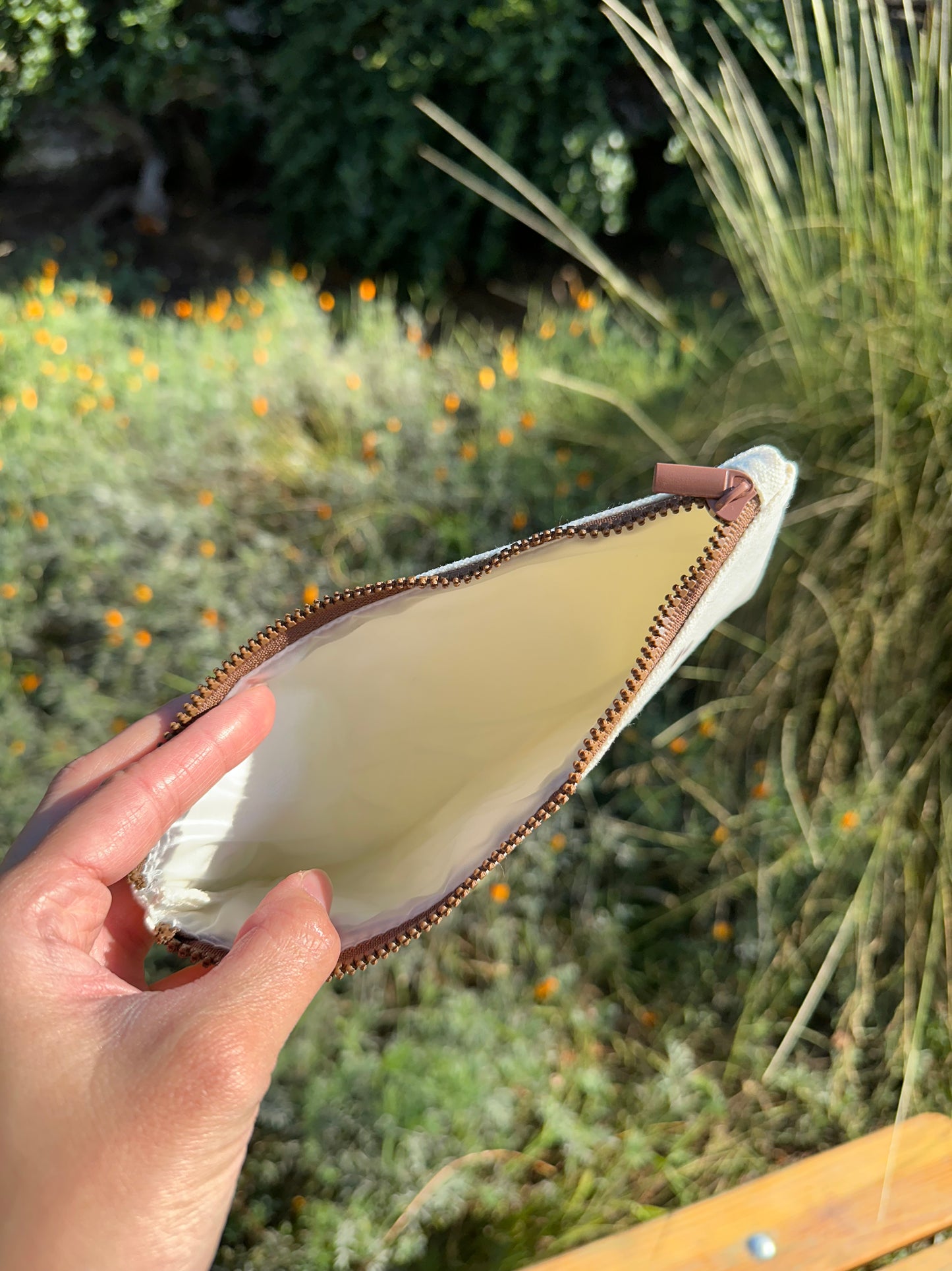 Green Onion Cotton Pouch - Medium