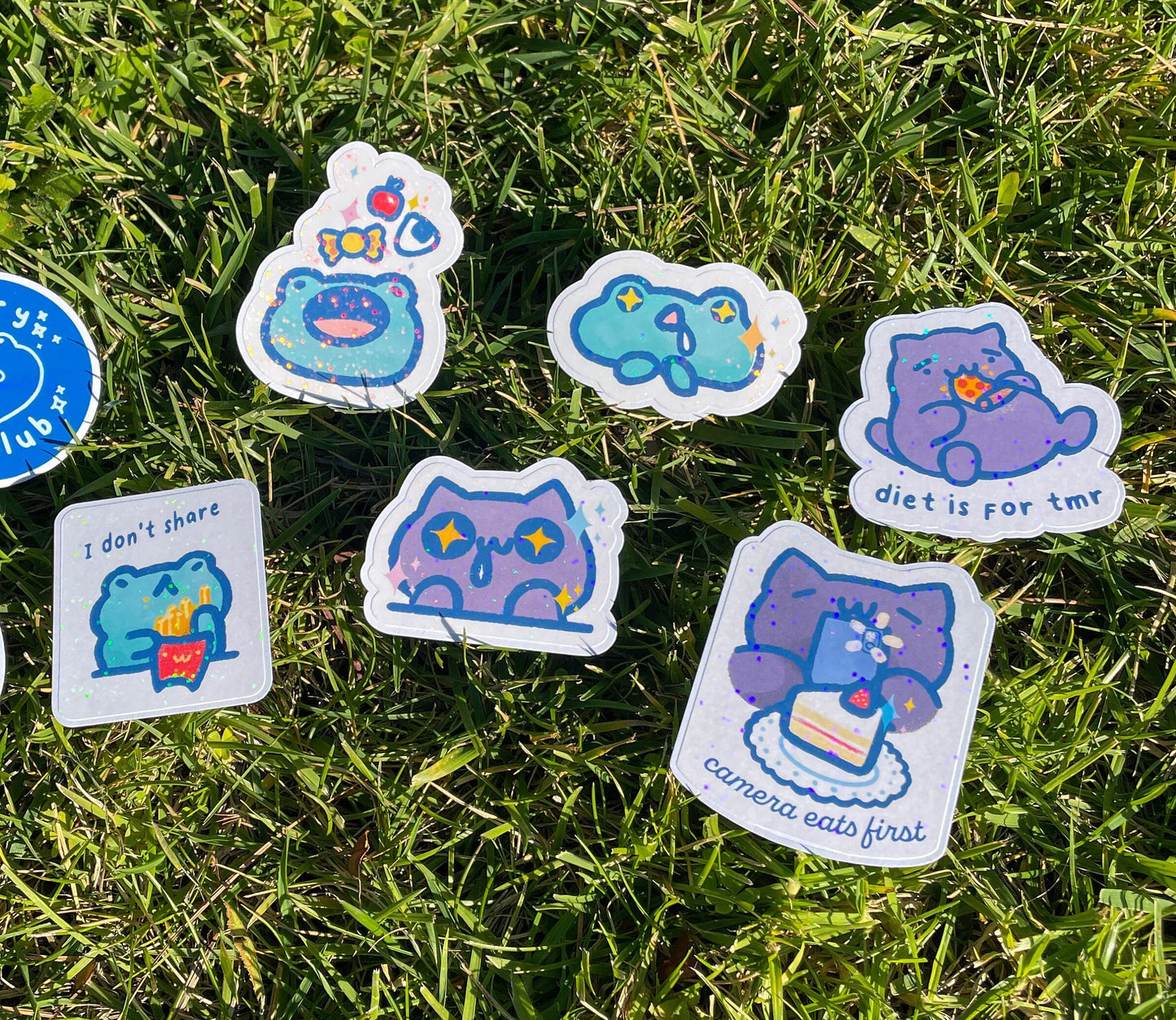 Foodie Frog Vinyl Sticker