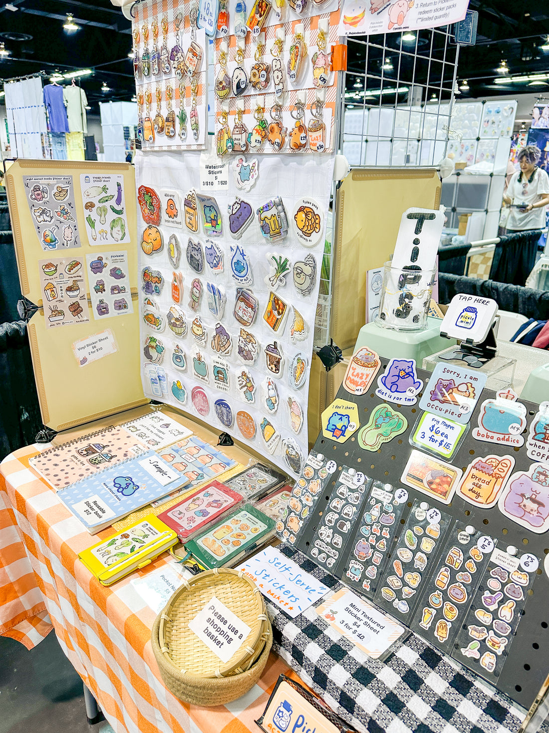 Picklemimi Table Displays